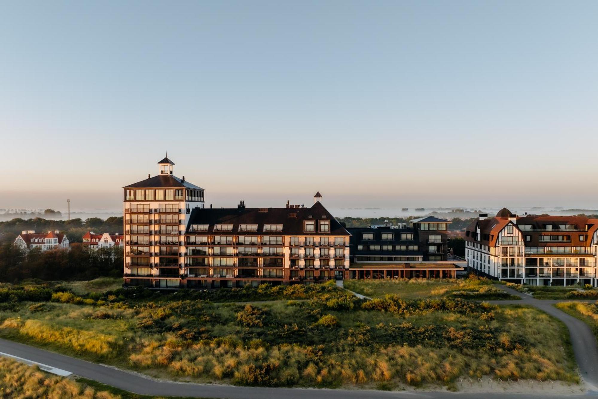 Residentie Strandhotel - Apartments With Hotel Service And Wellness Cadzand Exterior foto